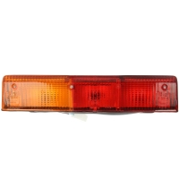 LAMPA TYLNA LEWA MASSEY FERGUSON 1425885M92